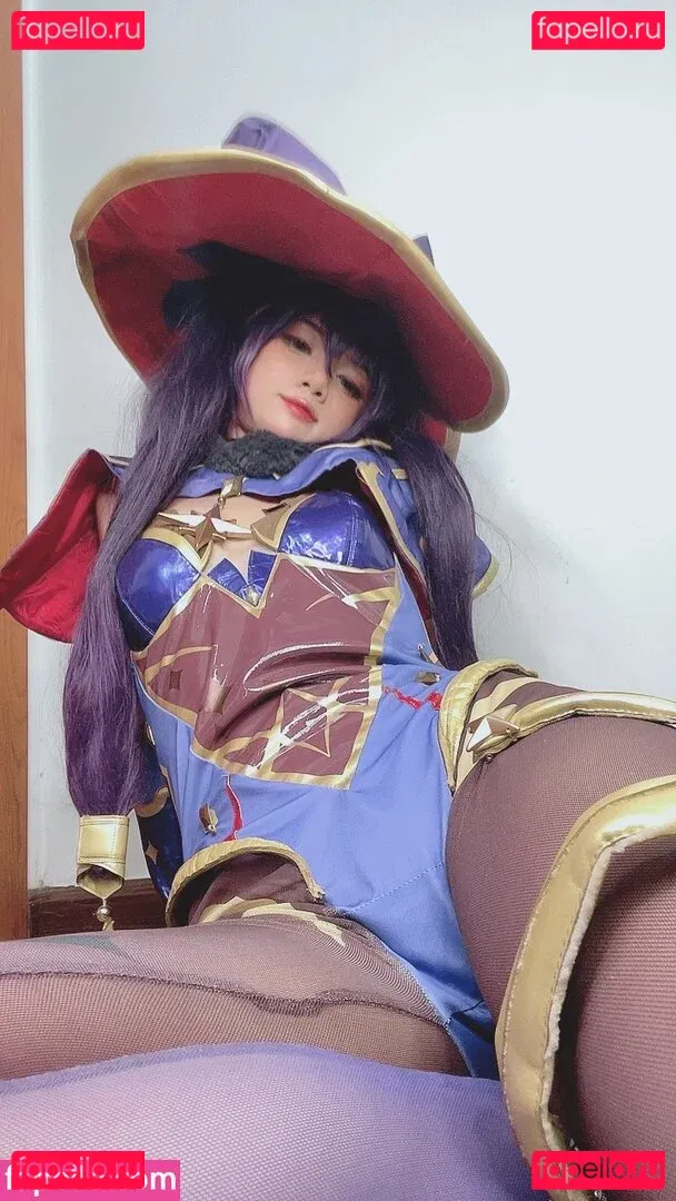 PoppaChan Onlyfans Photo Gallery 