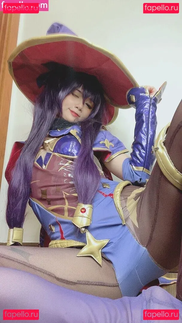 PoppaChan Onlyfans Photo Gallery 