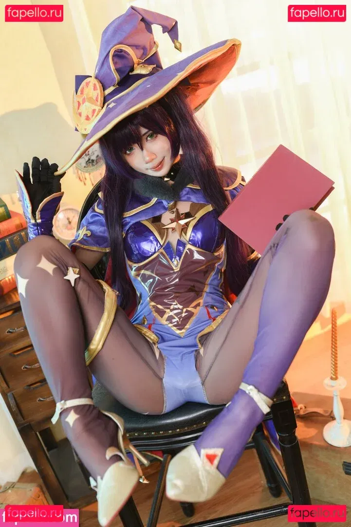 PoppaChan Onlyfans Photo Gallery 