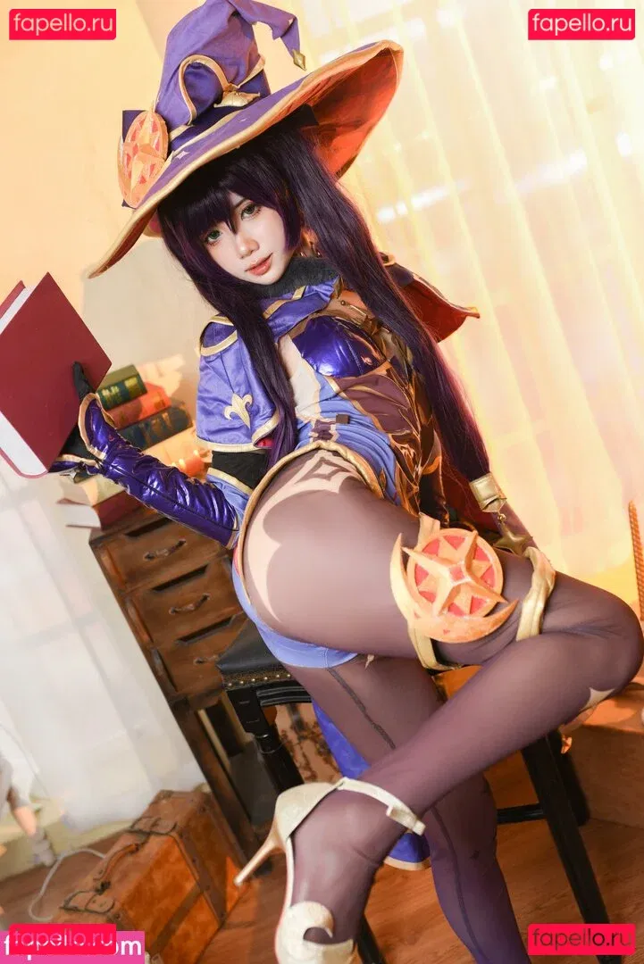 PoppaChan Onlyfans Photo Gallery 