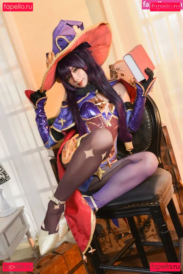 PoppaChan Onlyfans Photo Gallery 