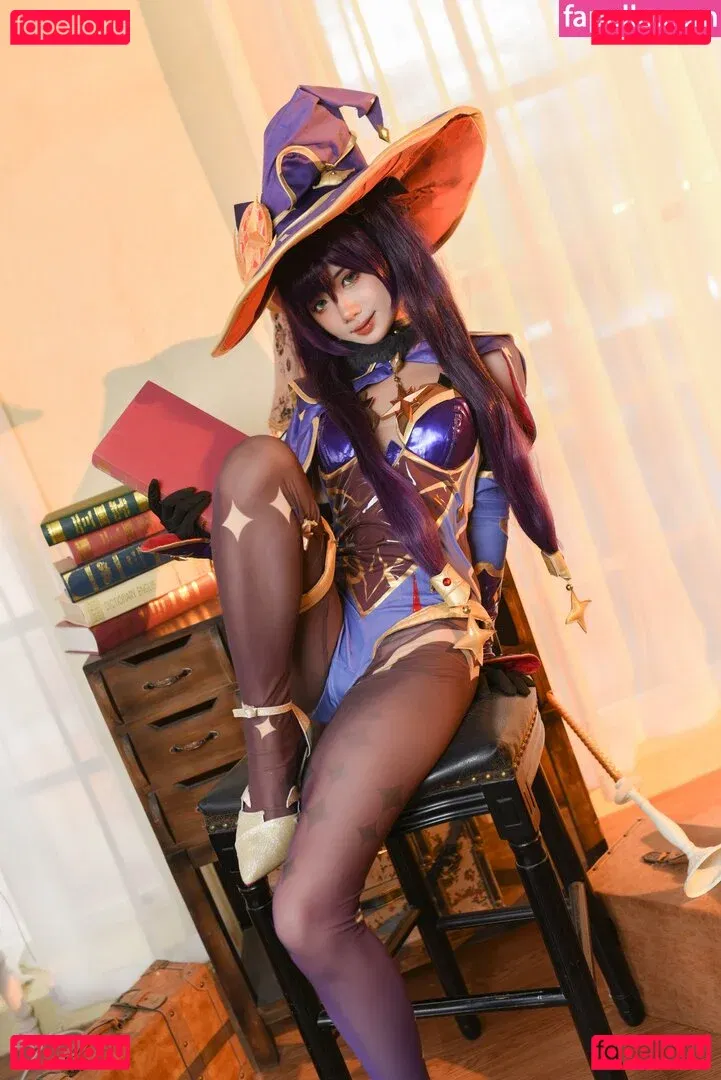 PoppaChan Onlyfans Photo Gallery 