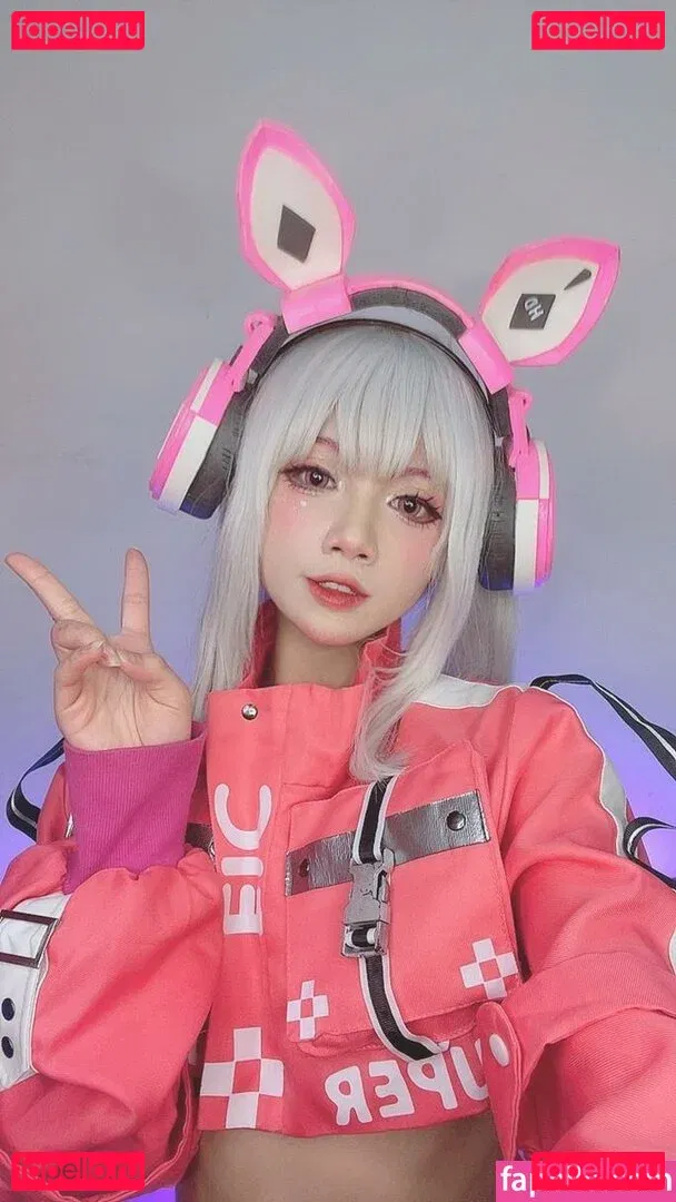 PoppaChan Onlyfans Photo Gallery 