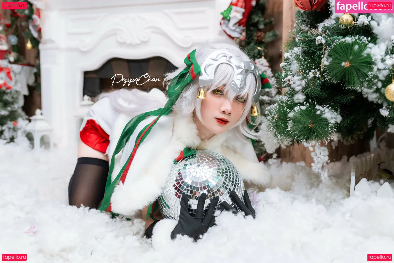 PoppaChan Onlyfans Photo Gallery 