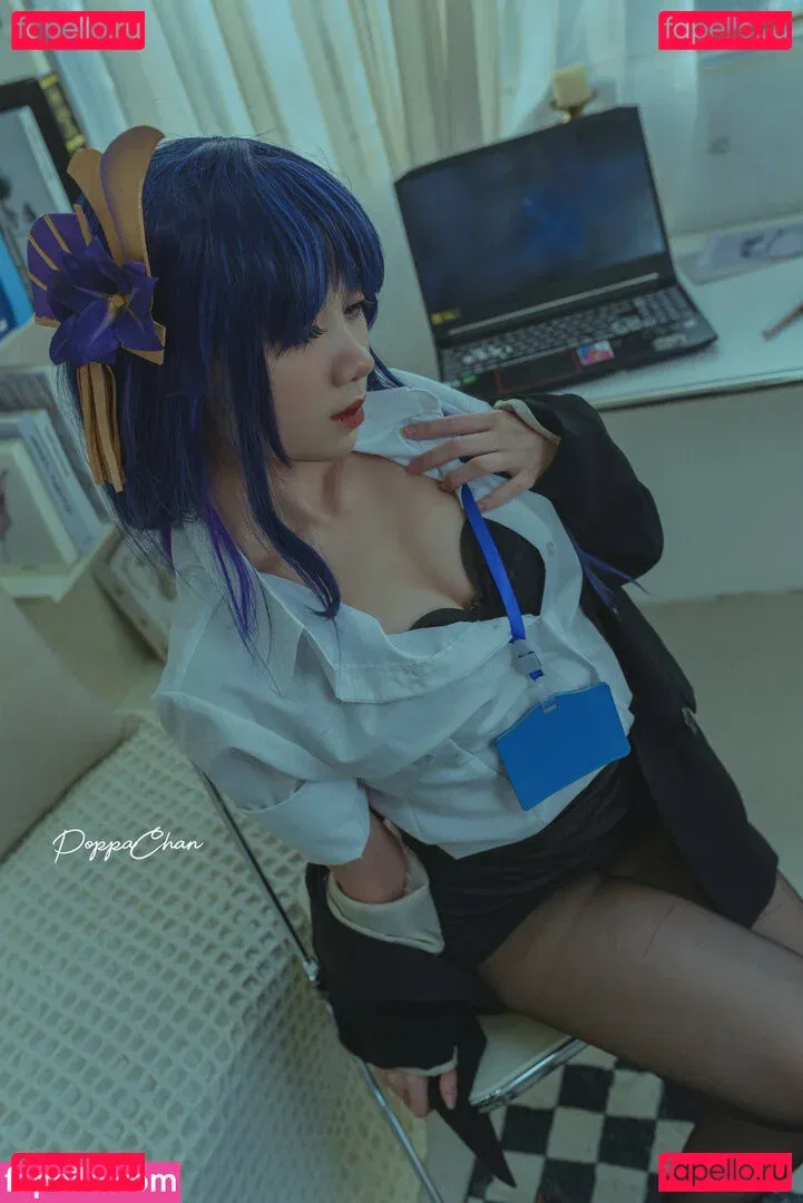 PoppaChan Onlyfans Photo Gallery 