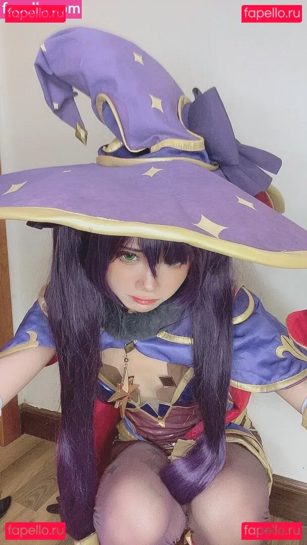 PoppaChan Onlyfans Photo Gallery 