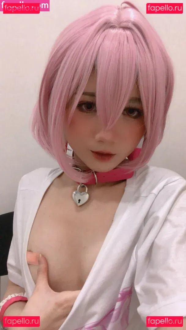 PoppaChan Onlyfans Photo Gallery 