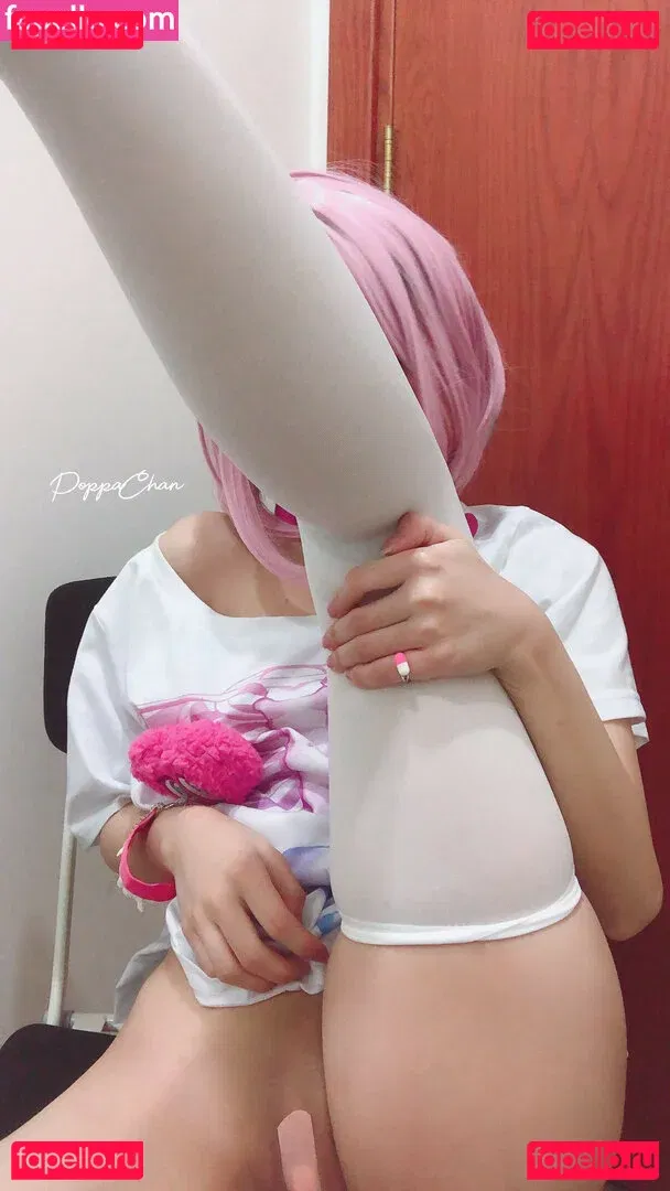 PoppaChan Onlyfans Photo Gallery 