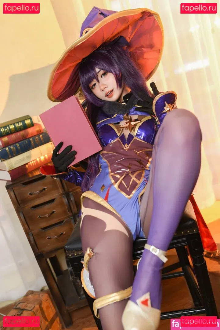 PoppaChan Onlyfans Photo Gallery 