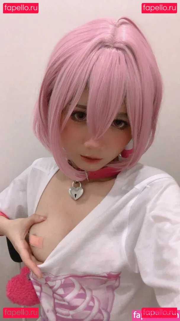 PoppaChan Onlyfans Photo Gallery 