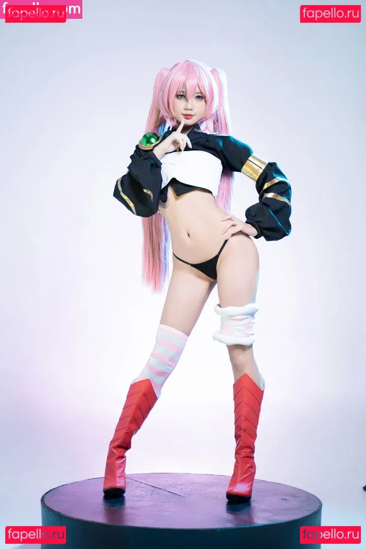 PoppaChan Onlyfans Photo Gallery 