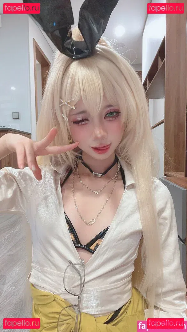 PoppaChan Onlyfans Photo Gallery 