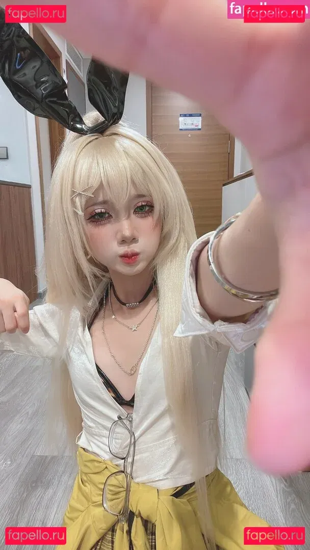 PoppaChan Onlyfans Photo Gallery 