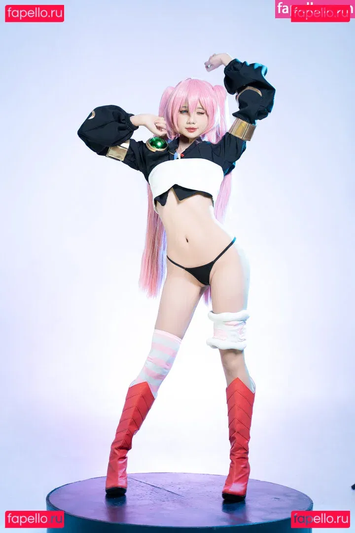 PoppaChan Onlyfans Photo Gallery 