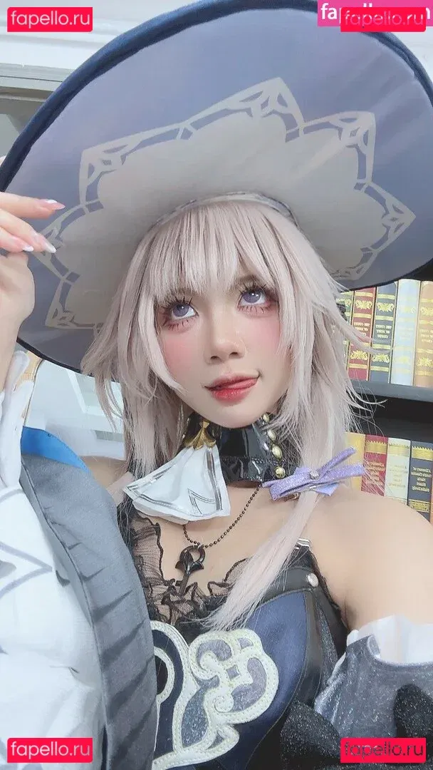 PoppaChan Onlyfans Photo Gallery 