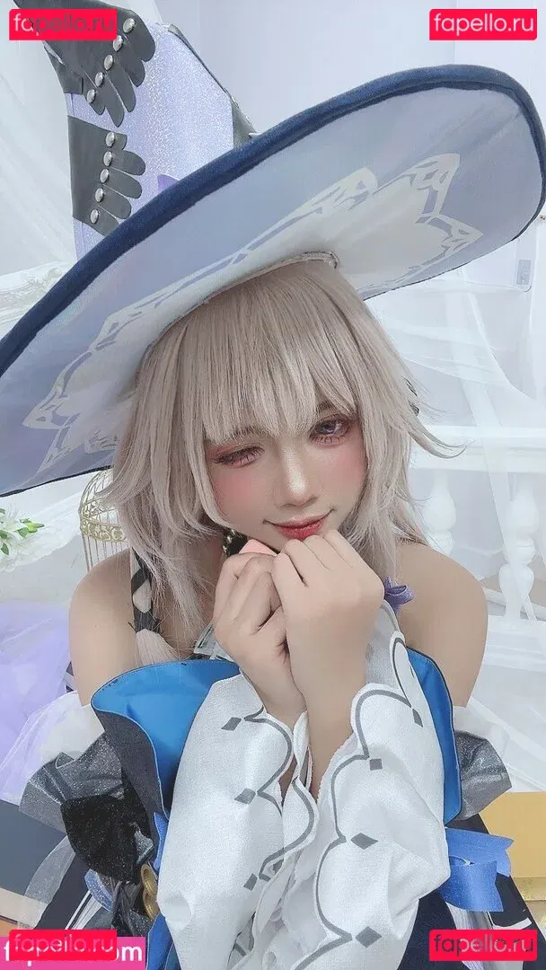 PoppaChan Onlyfans Photo Gallery 