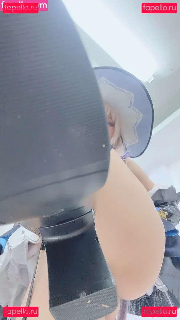 PoppaChan Onlyfans Photo Gallery 