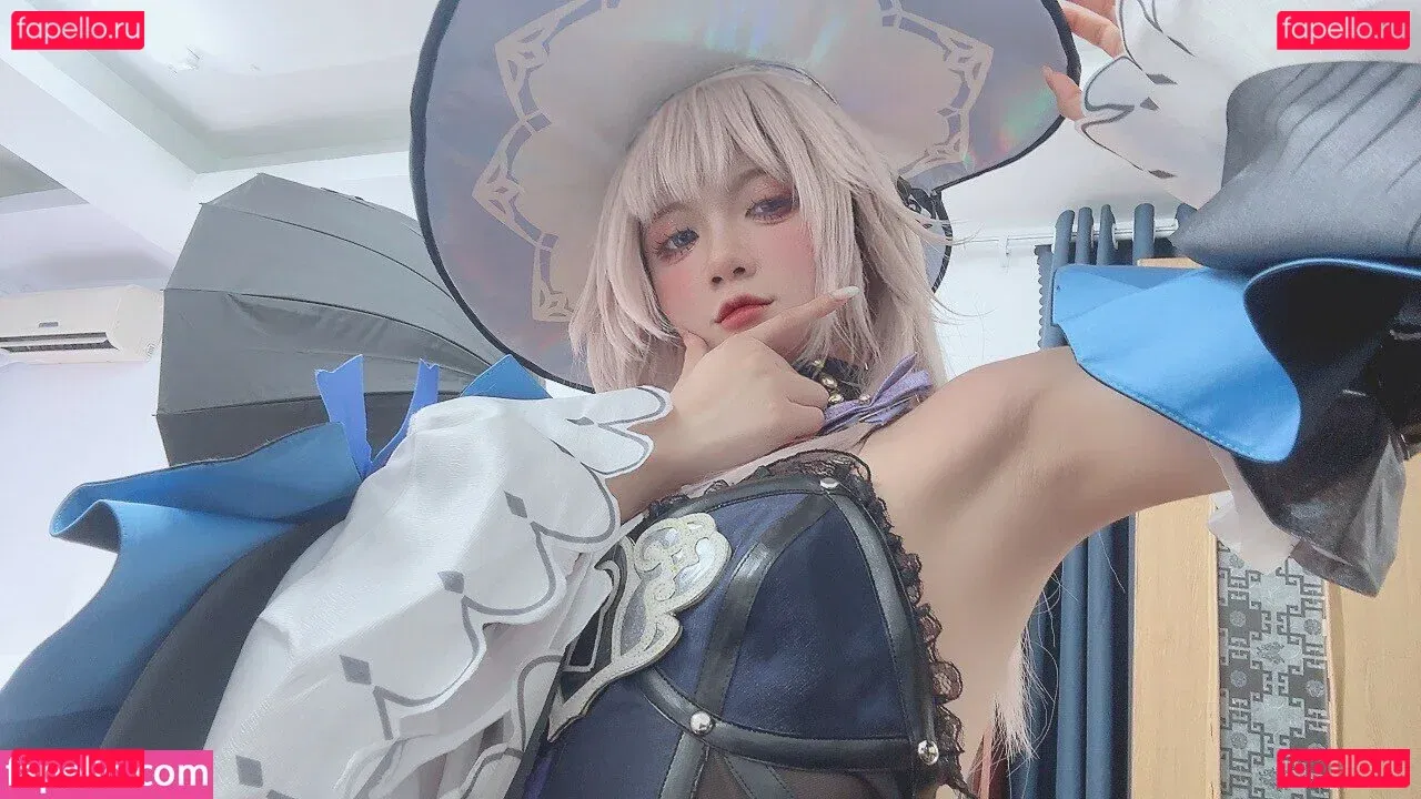 PoppaChan Onlyfans Photo Gallery 