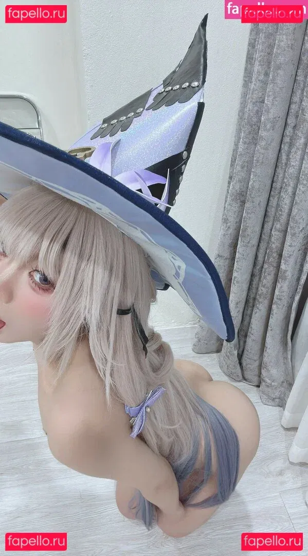 PoppaChan Onlyfans Photo Gallery 