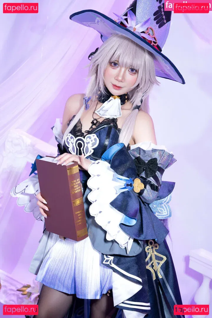 PoppaChan Onlyfans Photo Gallery 