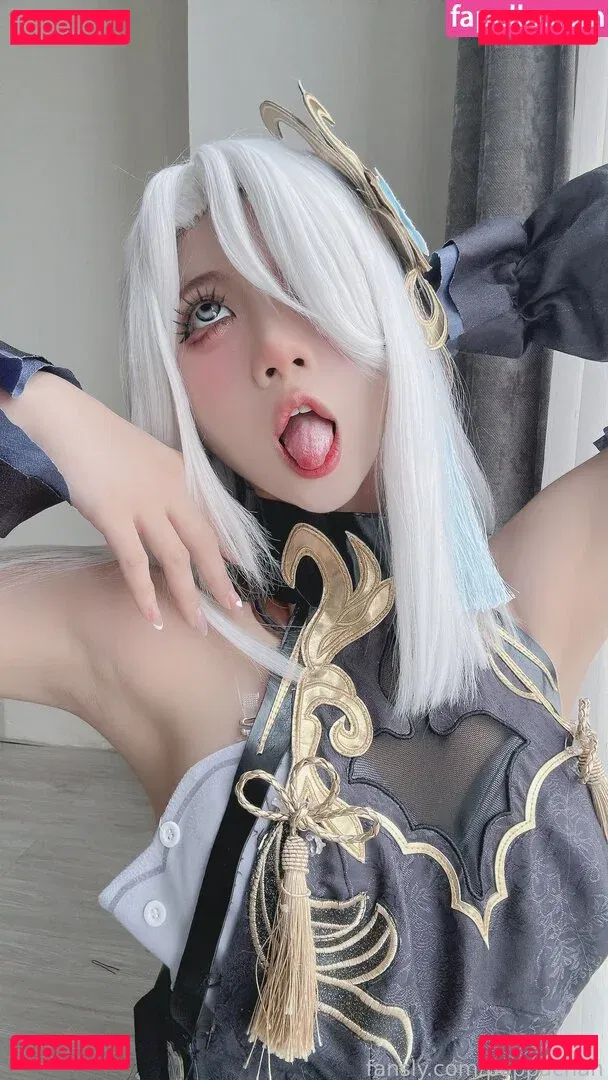 PoppaChan Onlyfans Photo Gallery 