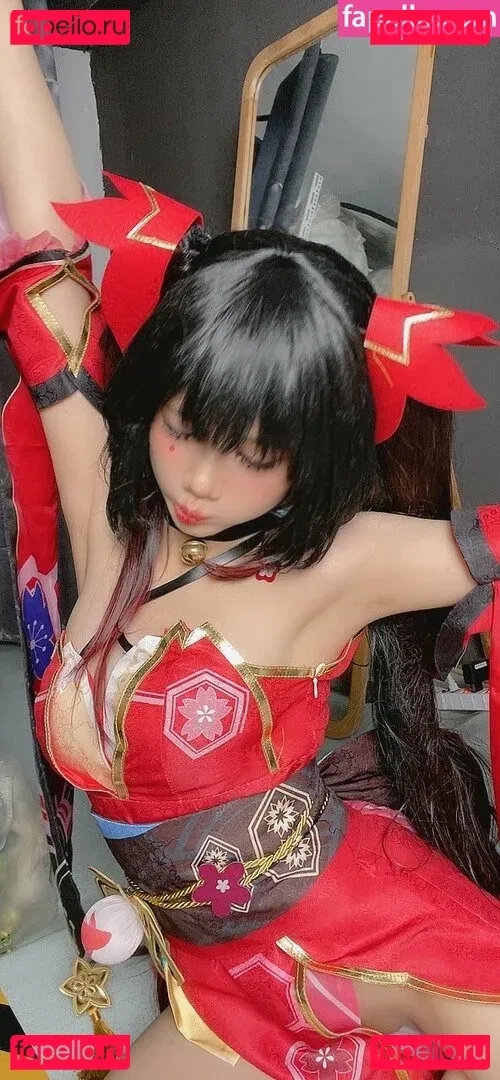 PoppaChan Onlyfans Photo Gallery 