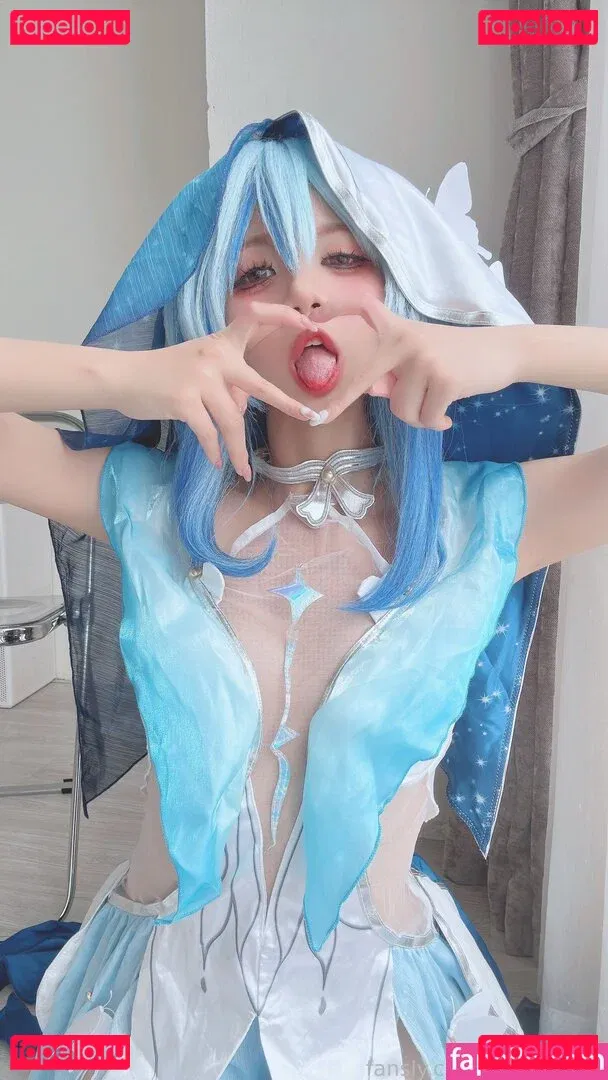 PoppaChan Onlyfans Photo Gallery 