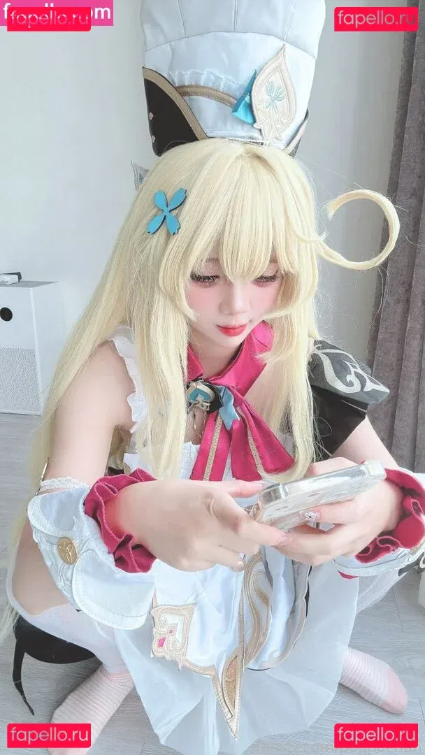 PoppaChan Onlyfans Photo Gallery 