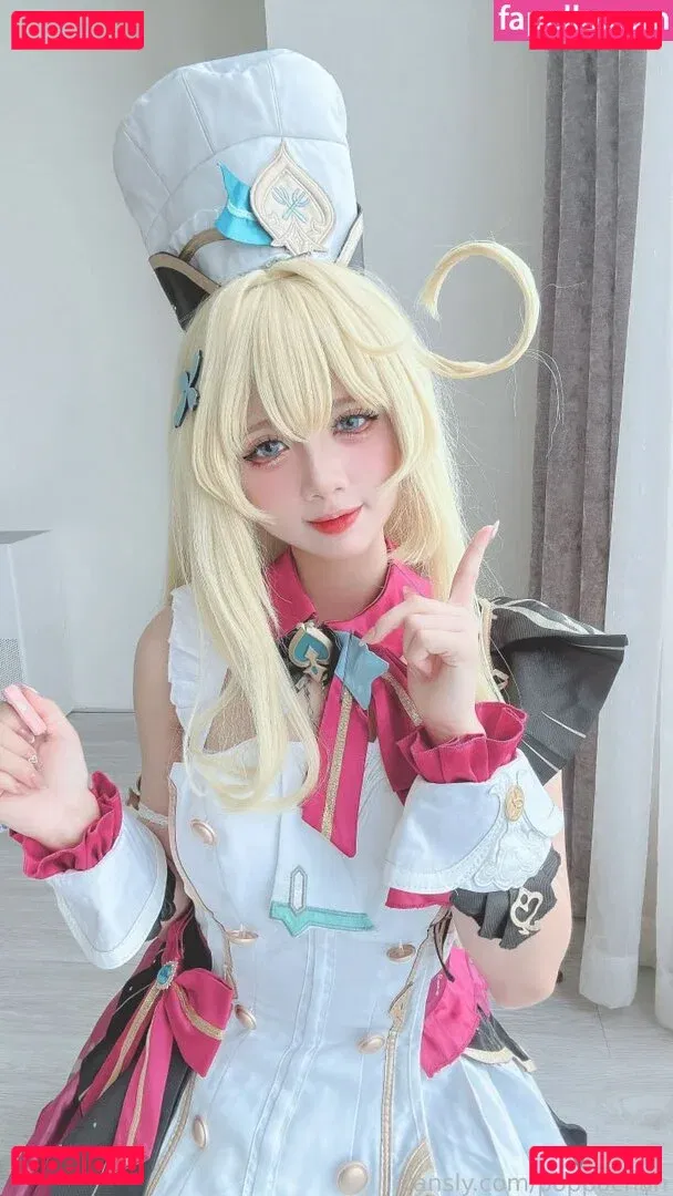 PoppaChan Onlyfans Photo Gallery 