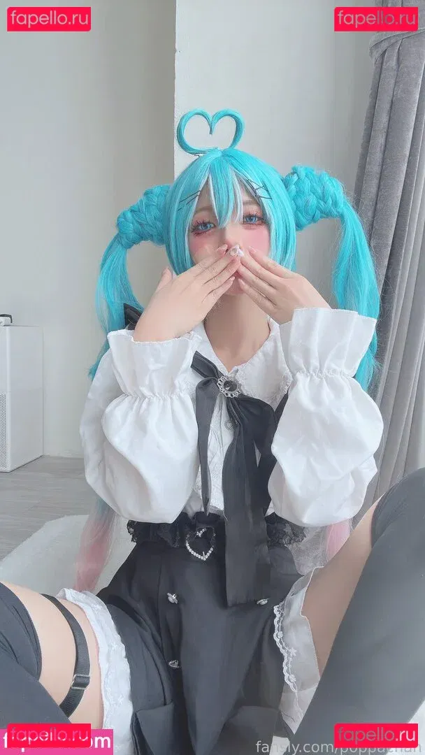 PoppaChan Onlyfans Photo Gallery 