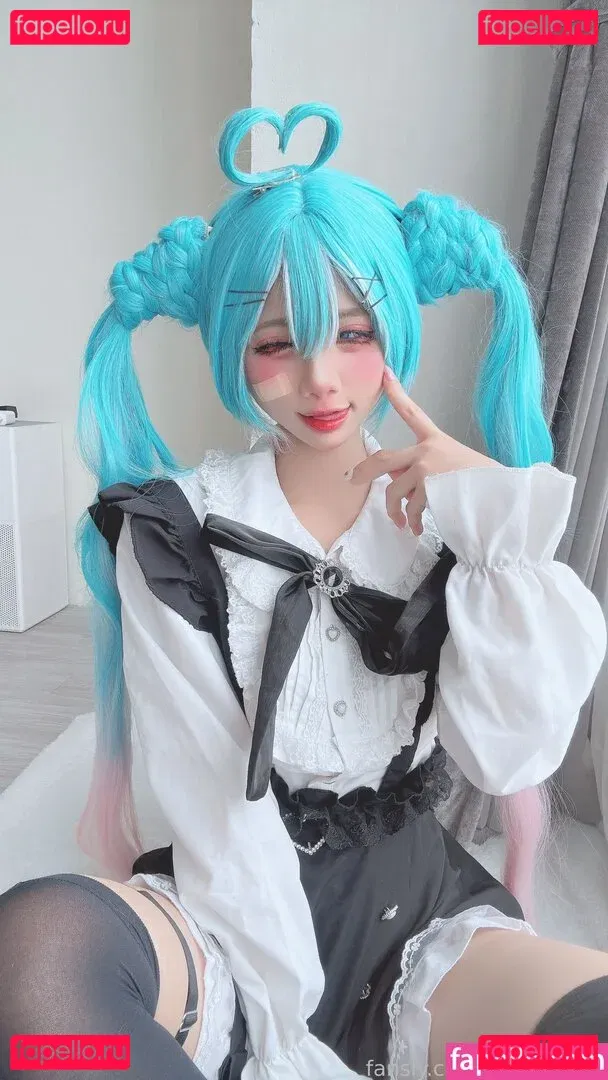 PoppaChan Onlyfans Photo Gallery 