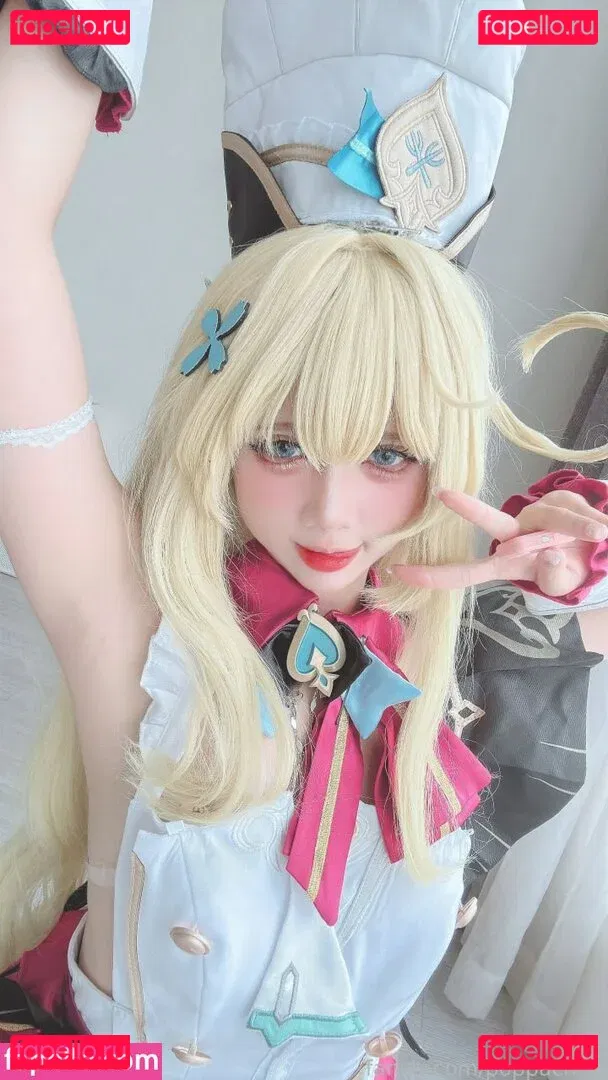 PoppaChan Onlyfans Photo Gallery 