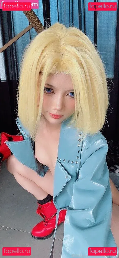 PoppaChan Onlyfans Photo Gallery 