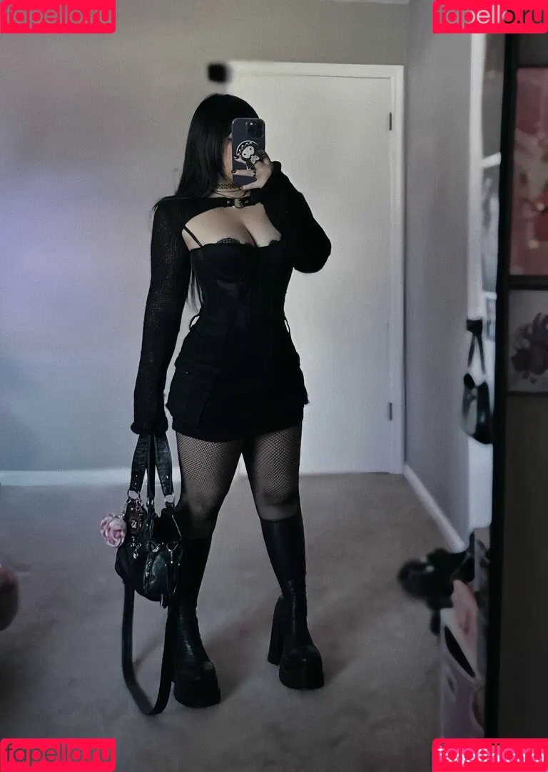 Cyb4rAnGeL Onlyfans Photo Gallery 