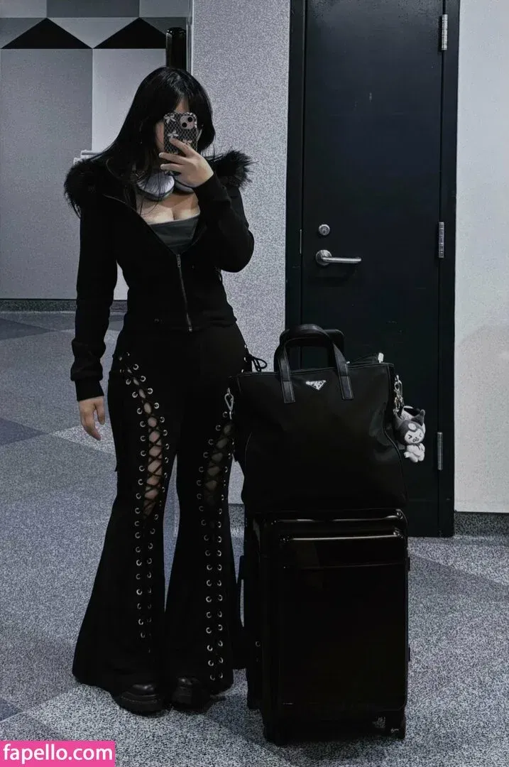 Cyb4rAnGeL Onlyfans Photo Gallery 