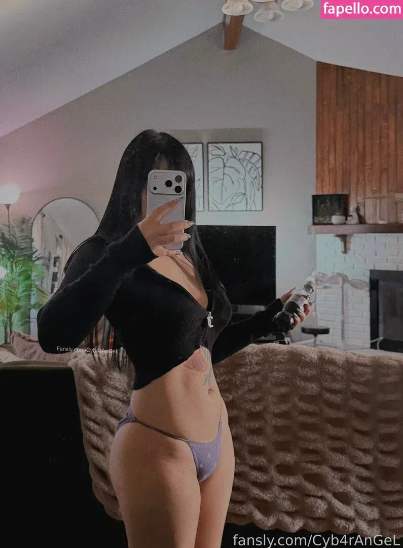 Cyb4rAnGeL Onlyfans Photo Gallery 