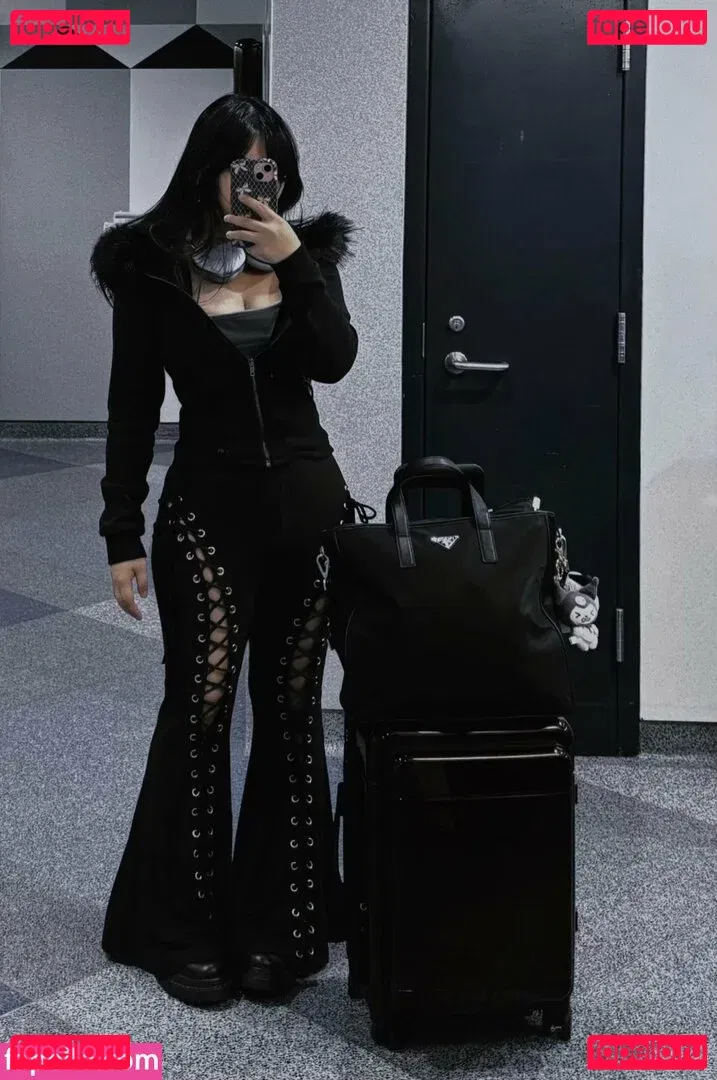 Cyb4rAnGeL Onlyfans Photo Gallery 