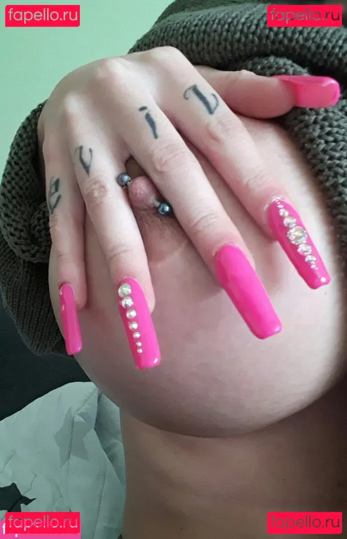 Iris Dark Onlyfans Photo Gallery 