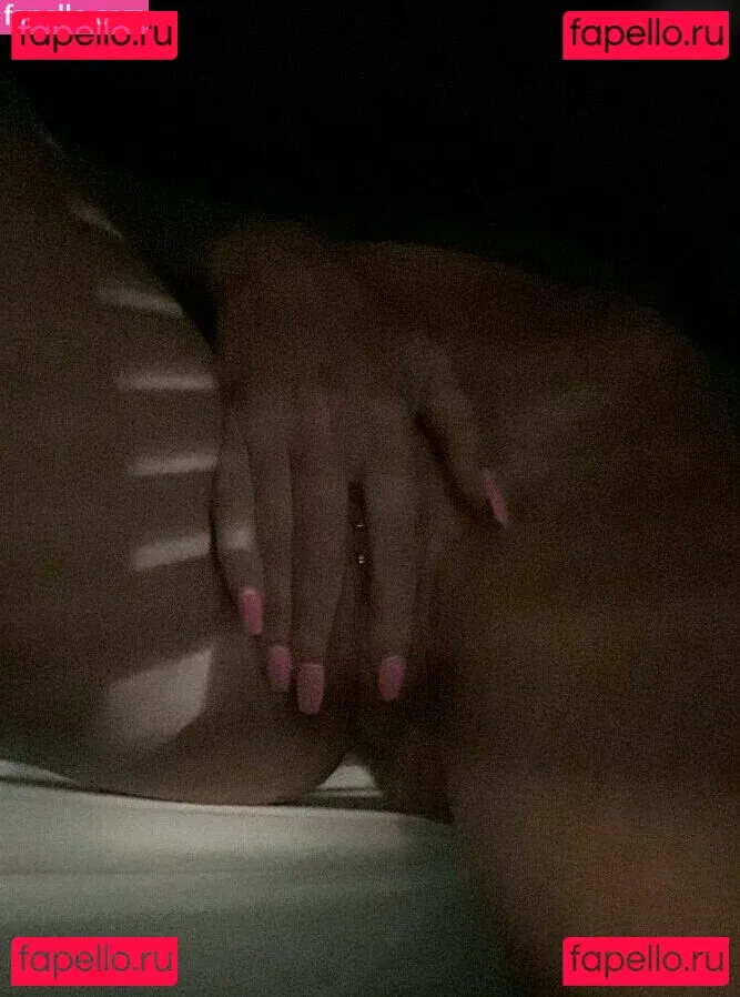 Iris Dark Onlyfans Photo Gallery 