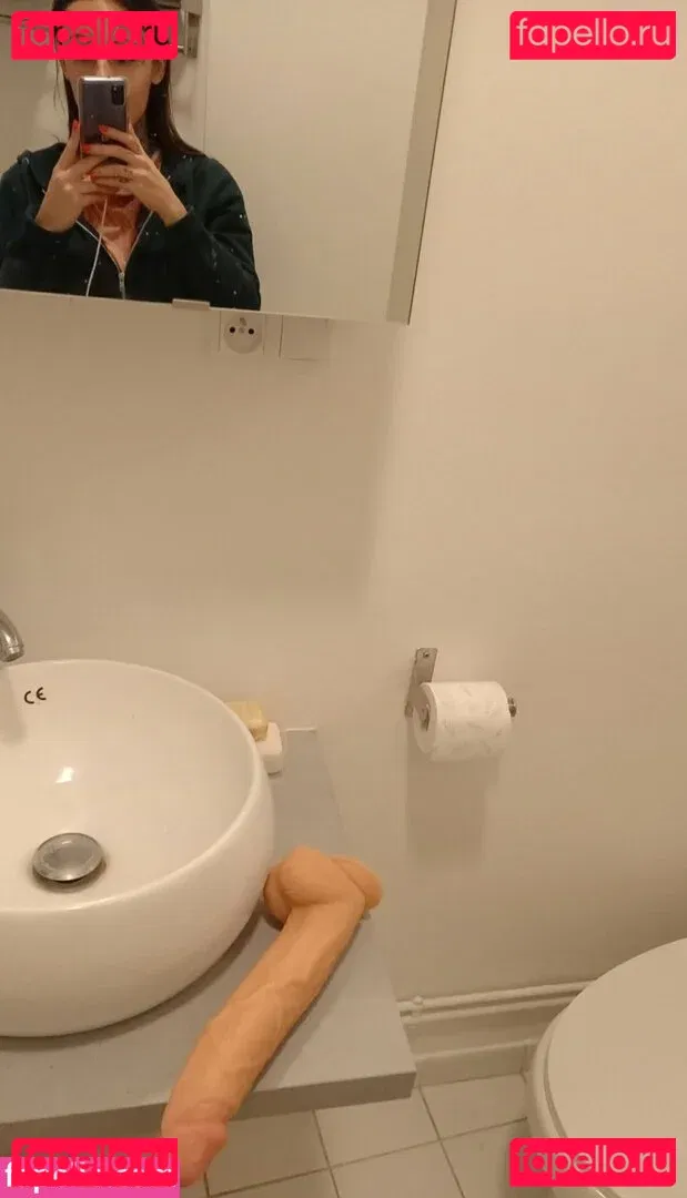 Iris Dark Onlyfans Photo Gallery 