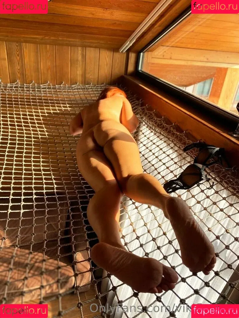 vikifleissig Onlyfans Photo Gallery 