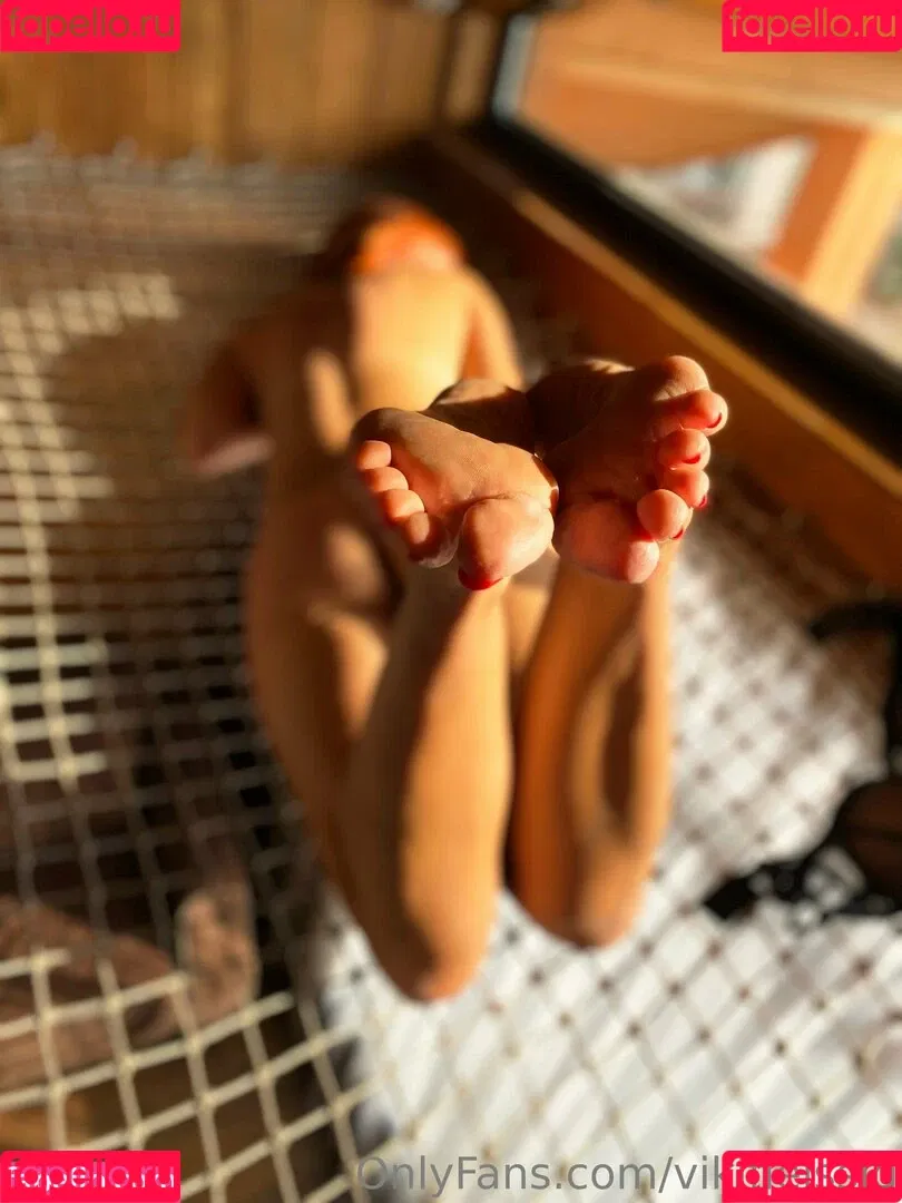 vikifleissig Onlyfans Photo Gallery 