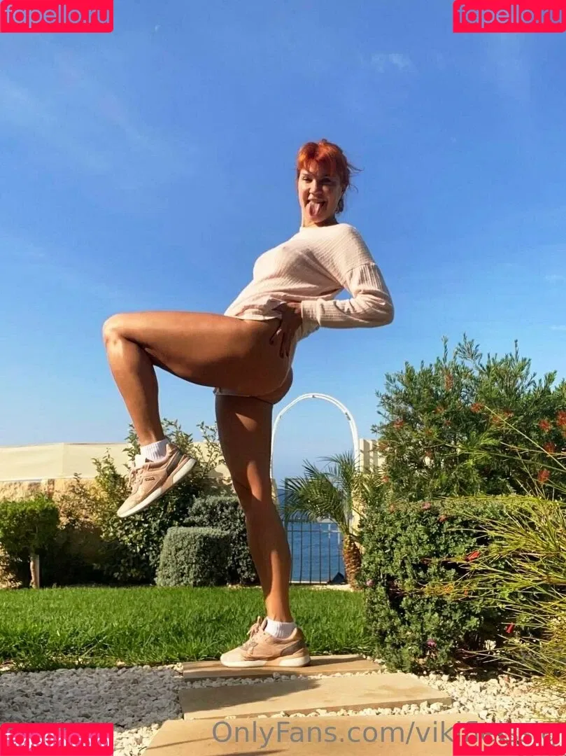 vikifleissig Onlyfans Photo Gallery 
