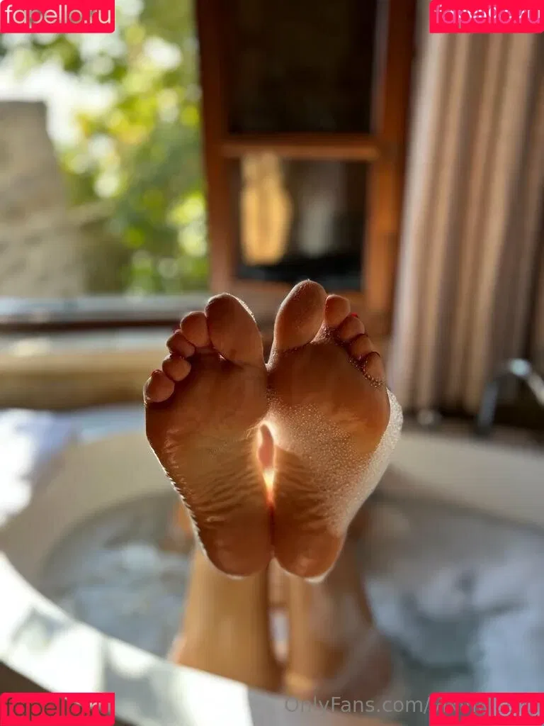 vikifleissig Onlyfans Photo Gallery 