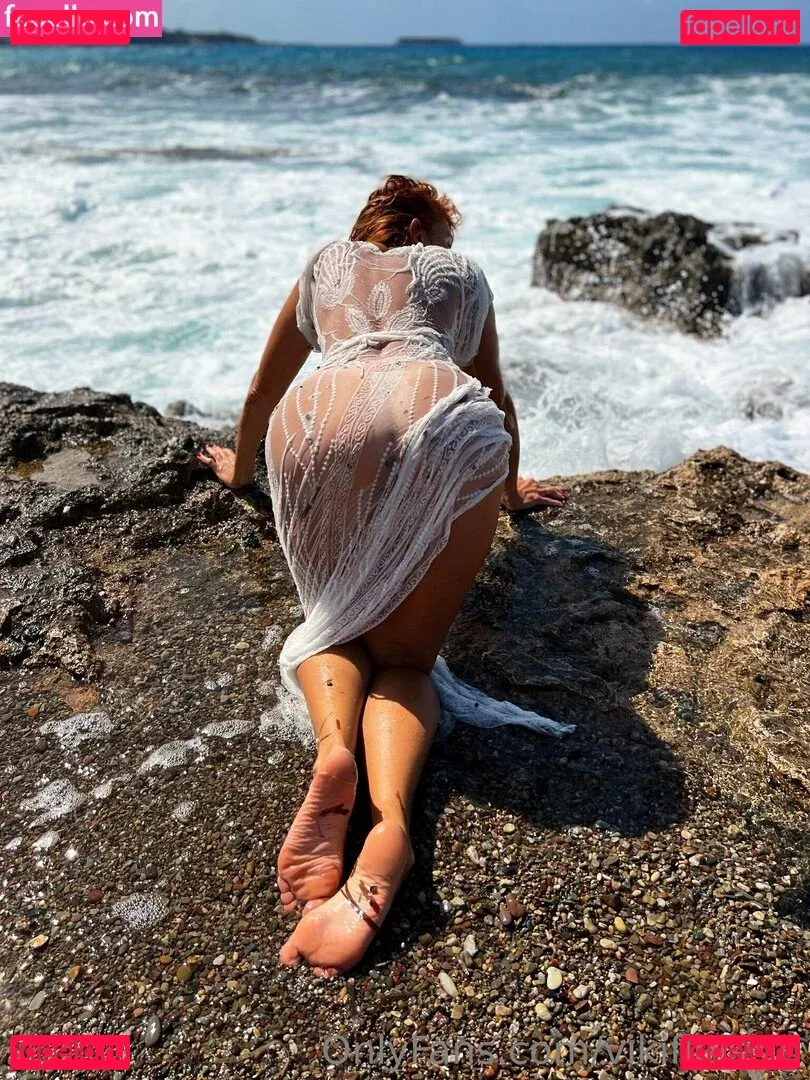 vikifleissig Onlyfans Photo Gallery 