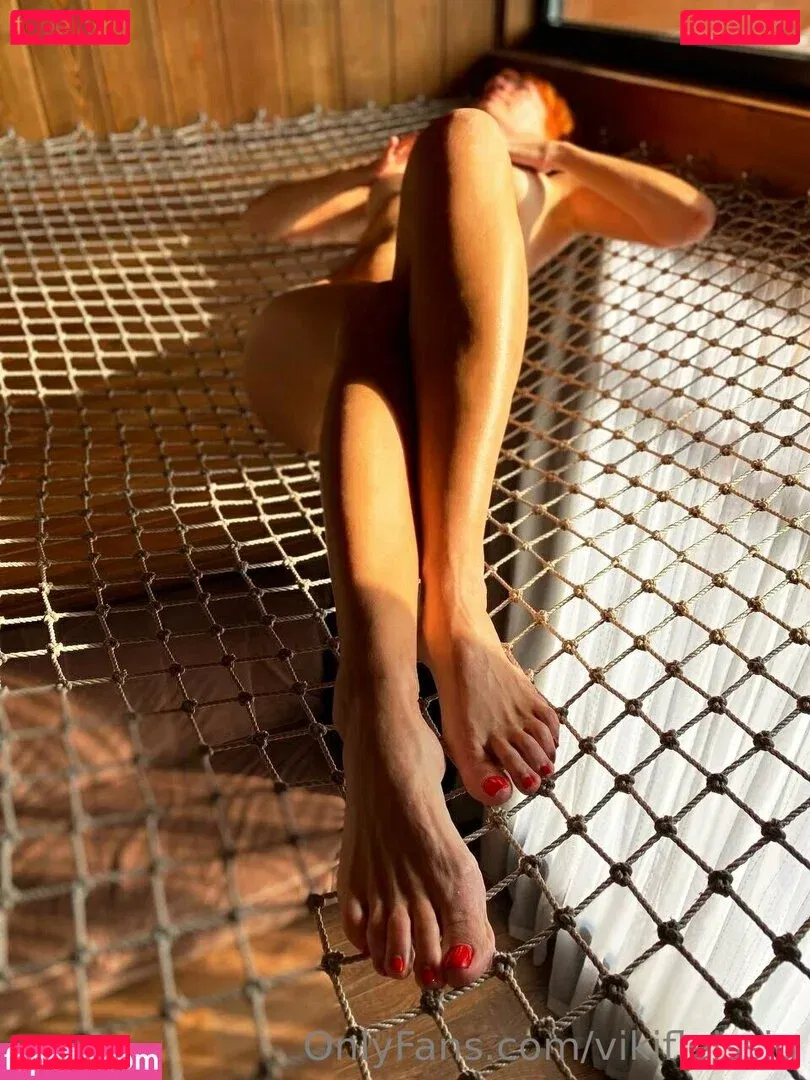 vikifleissig Onlyfans Photo Gallery 