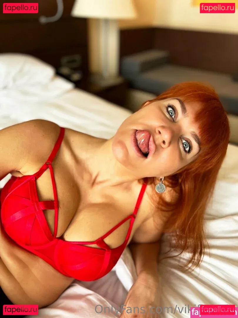 vikifleissig Onlyfans Photo Gallery 