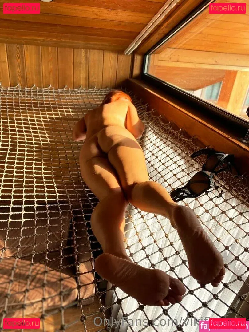 vikifleissig Onlyfans Photo Gallery 