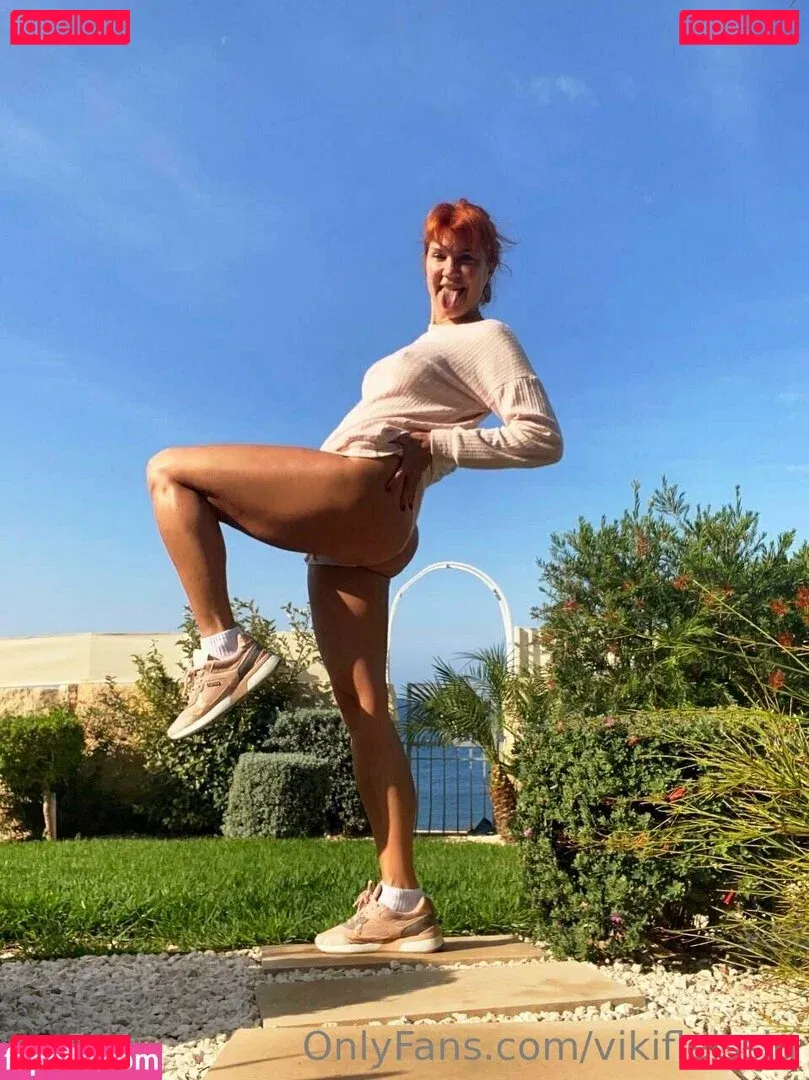vikifleissig Onlyfans Photo Gallery 