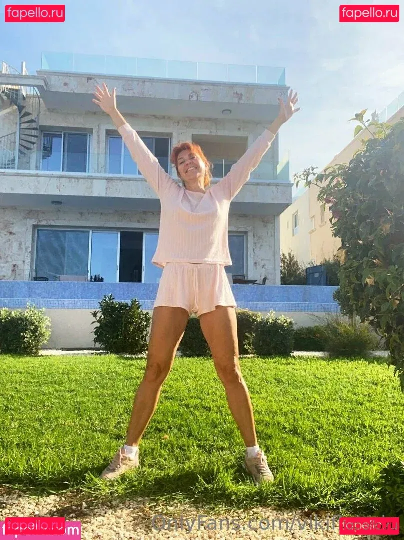 vikifleissig Onlyfans Photo Gallery 